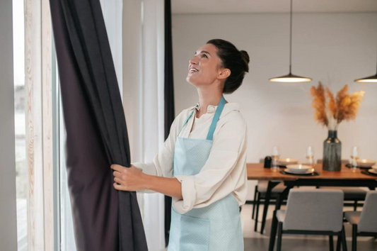 Dicas de como lavar suas cortinas e manter sua casa livre de poeira